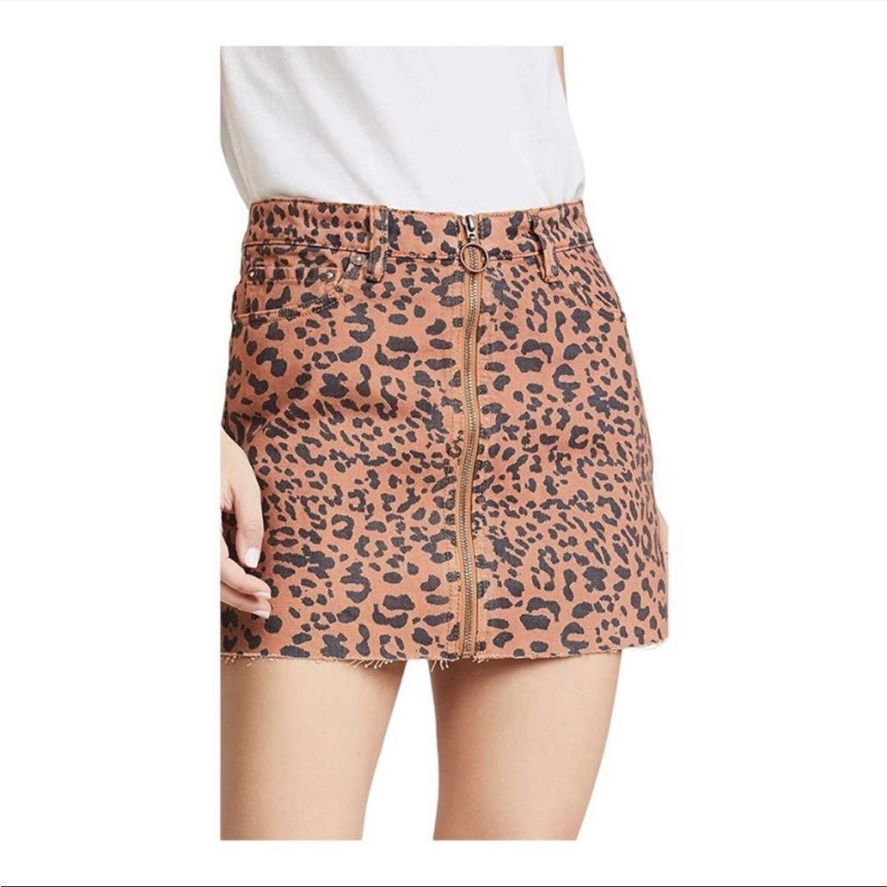 We the free‎ animal print denim skirt 31